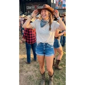 Garage Womens High Waisted Distressed Denim Shorts Medium Wash Cuffed Size 03